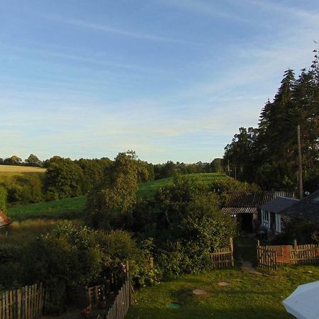 Le Domaine Vila Saint-Symphorien-des-Monts Exterior foto